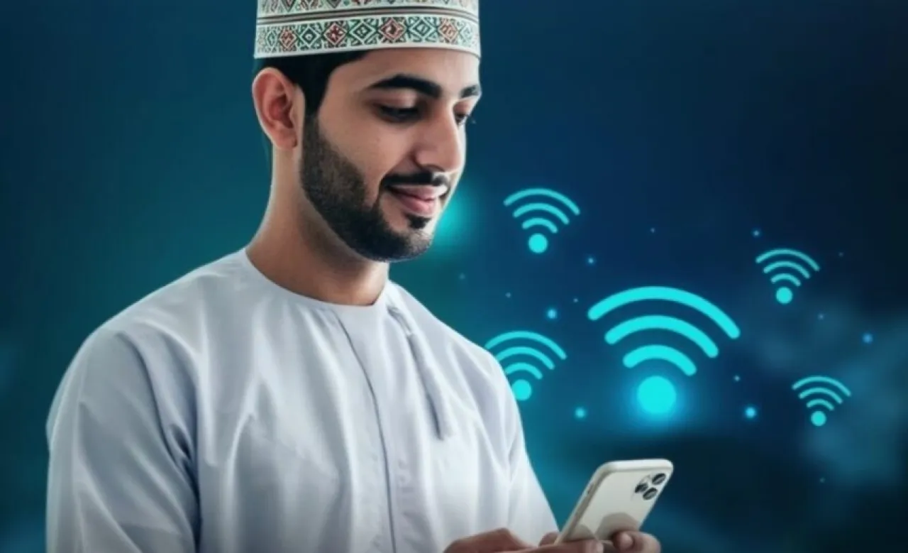 طفرة رقمية في عُمان الإنترنت يكتسح والاشتراكات تتجاوز 8 ملايين