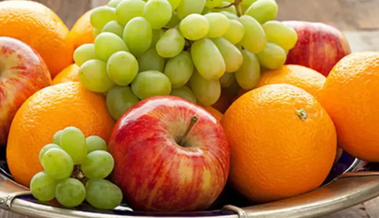 ما الأفضل لأمعائك فواكه مفيدة وأخرى يُنصح بتجنبها