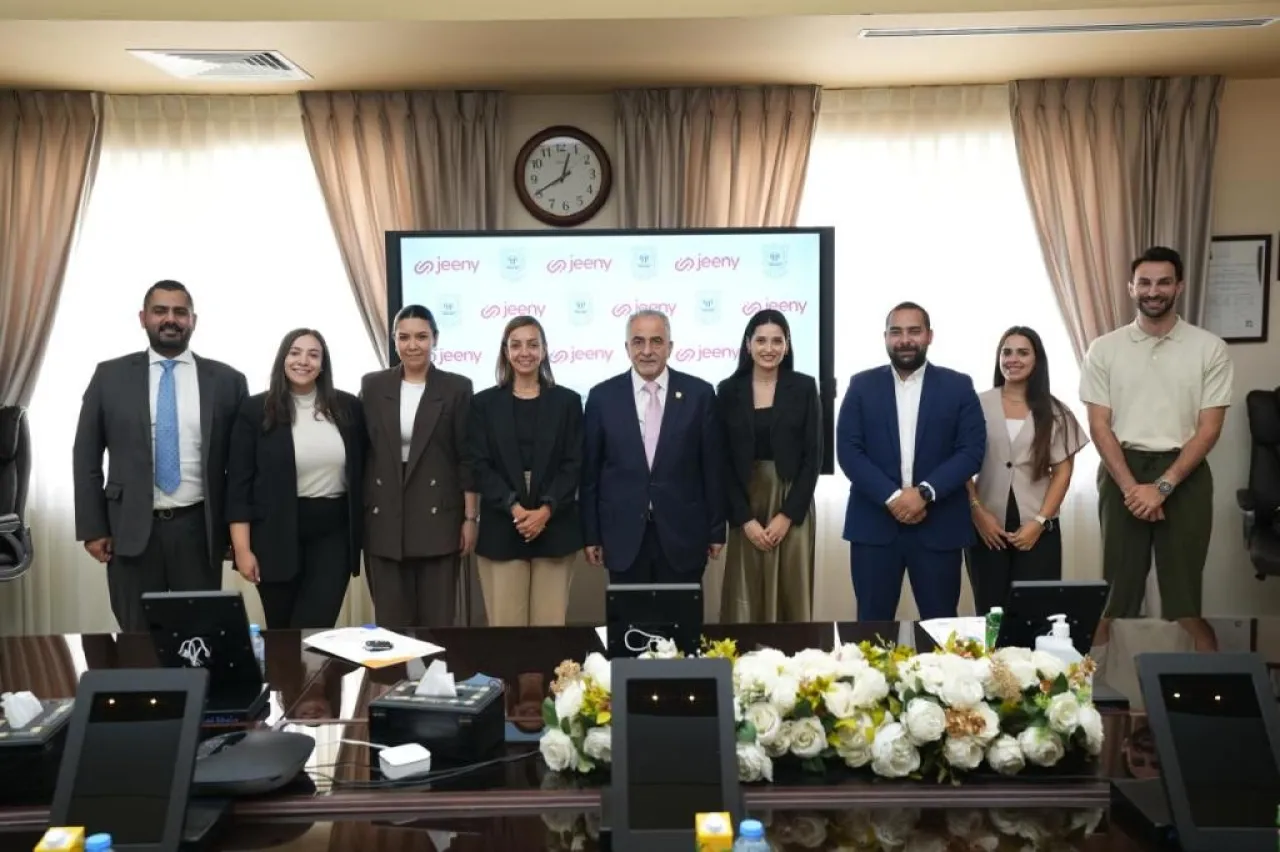 مذكرة تعاون بين عمان الأهلية وشركة باب القمر جيني للتدريب العملي وتطوير المهارات الرقمية للطلبة