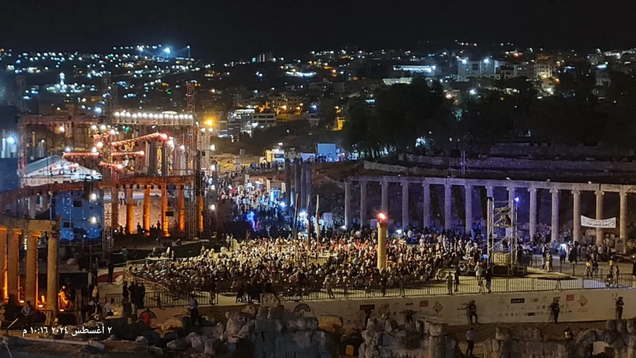 جرش يودّع لياليه بختام ساحر يجمع ثقافات العالم