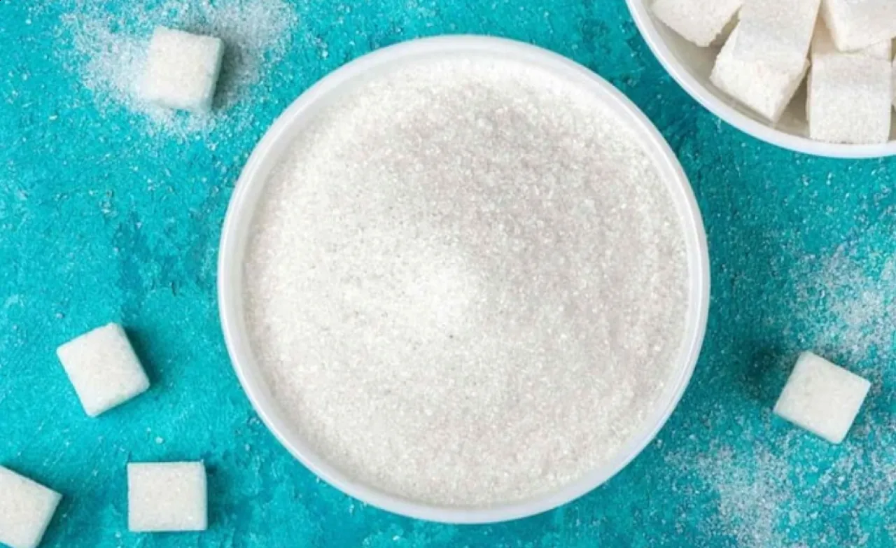 How long does sugar stay in the body after consumption