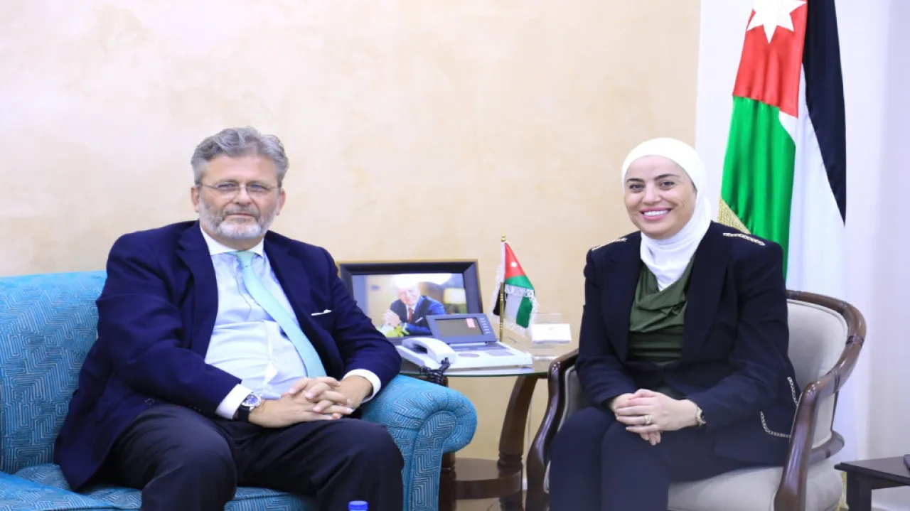 وزيرة التنمية والسفير الإسباني يبحثان التعاون بالمجالات الاجتماعية