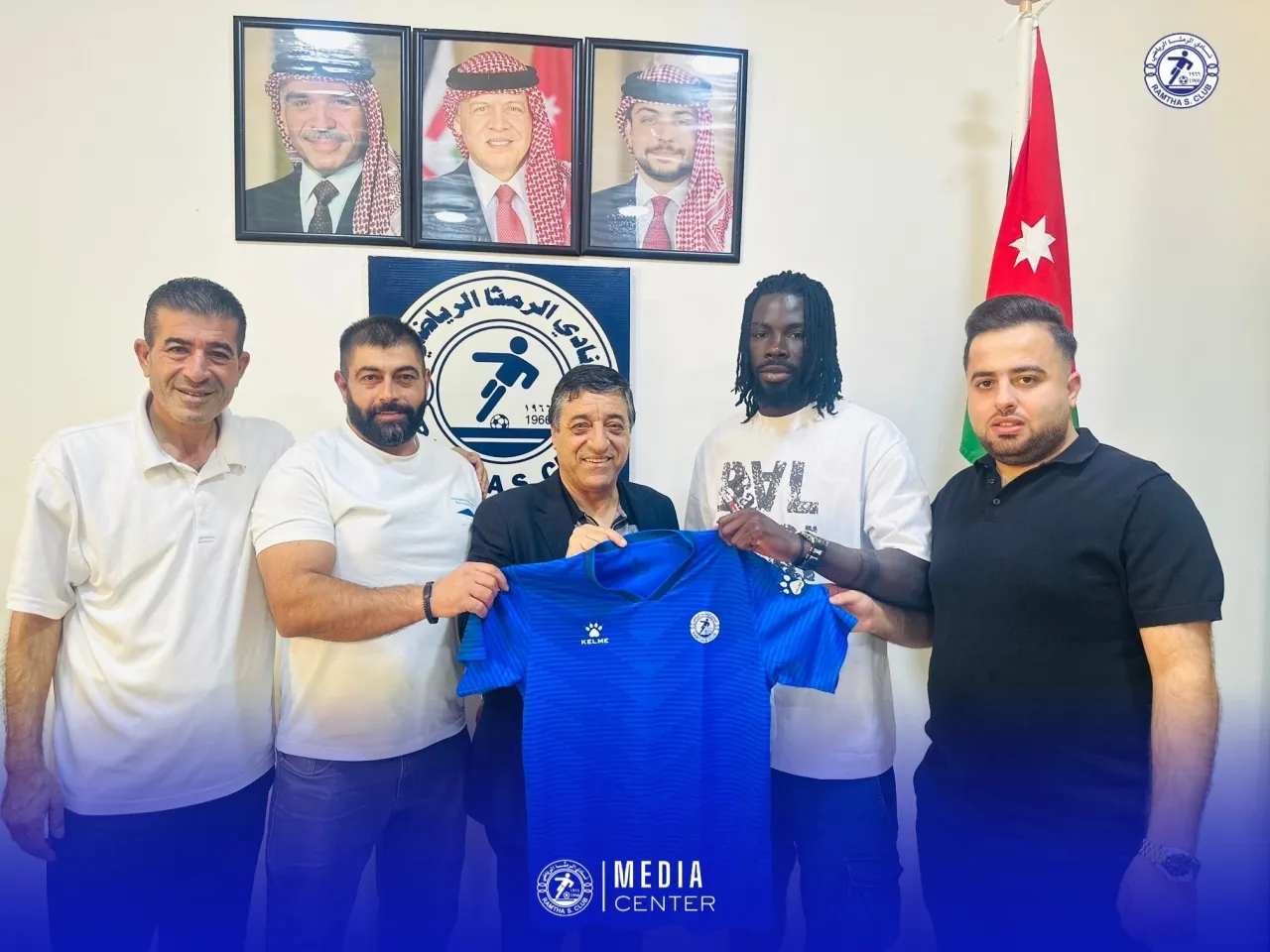 الرمثا يضم الإيفواري دومبيا لتعزيز خط الدفاع