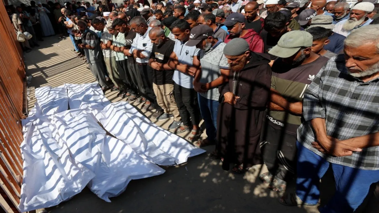 13 شهيدا في غزة الاثنين جراء استمرار الغارات الإسرائيلية