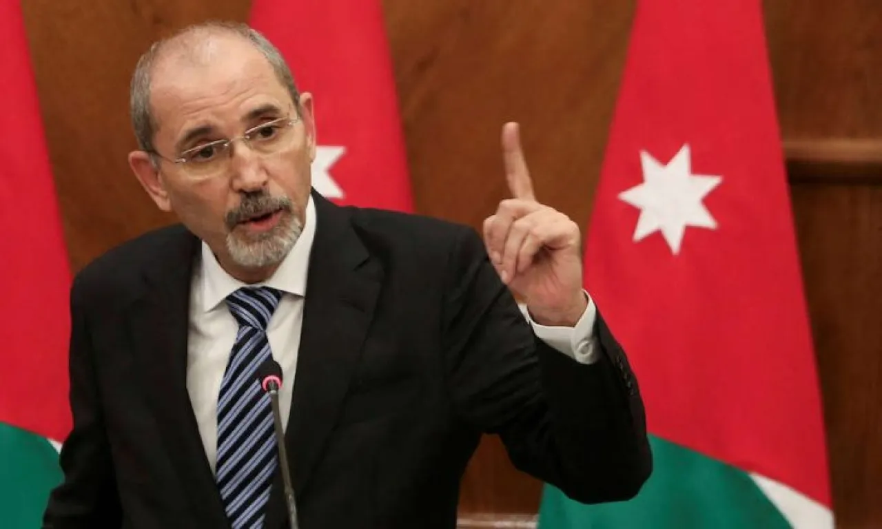 الصفدي إن كانت الإنزالات ستنقذ حياة طفل فلسطيني واحد سنقوم بها