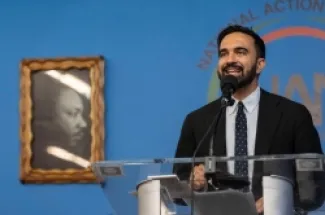 ممداني يتقدم بالانتخابات البلدية وترامب يهدد باعتقاله