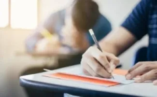 الأردن.. عبارة (أحا شو عامل) تتسبب بحرمان طالب توجيهي دورتين