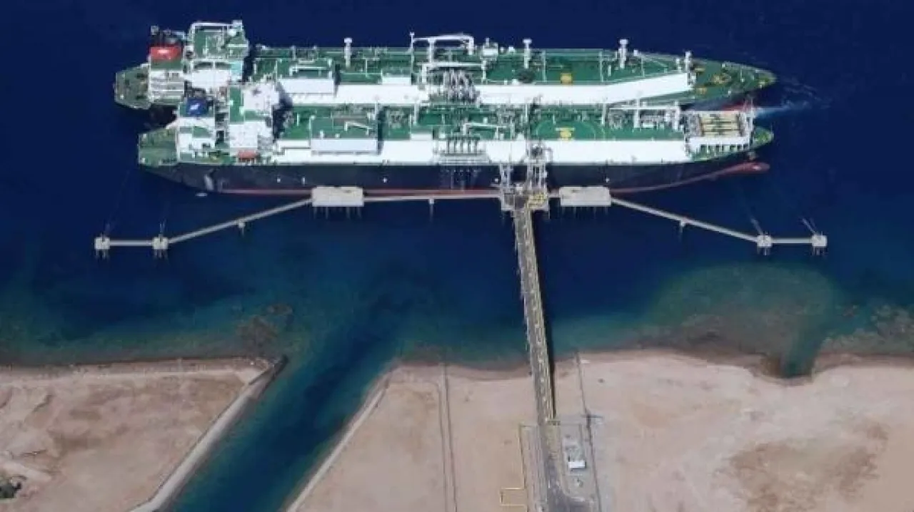 الأردن يعتزم إنشاء وحدة تغييز شاطئية دائمة في العقبة