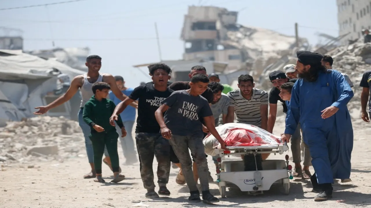 صحة غزة  إدخال شاحنات تحمل أدوية ومعدات طبية لمستشفيات القطاع اليوم