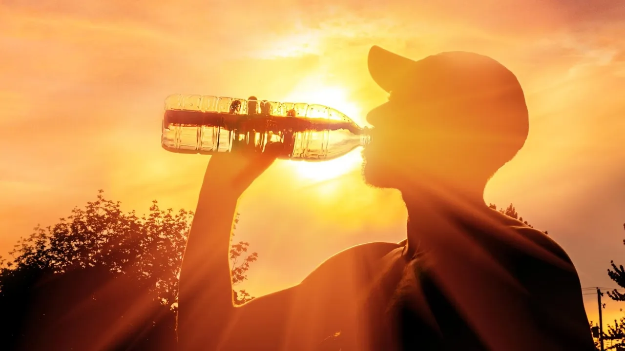 الأرصاد الاردنية تطلق حملة احمِ نفسك من الحر