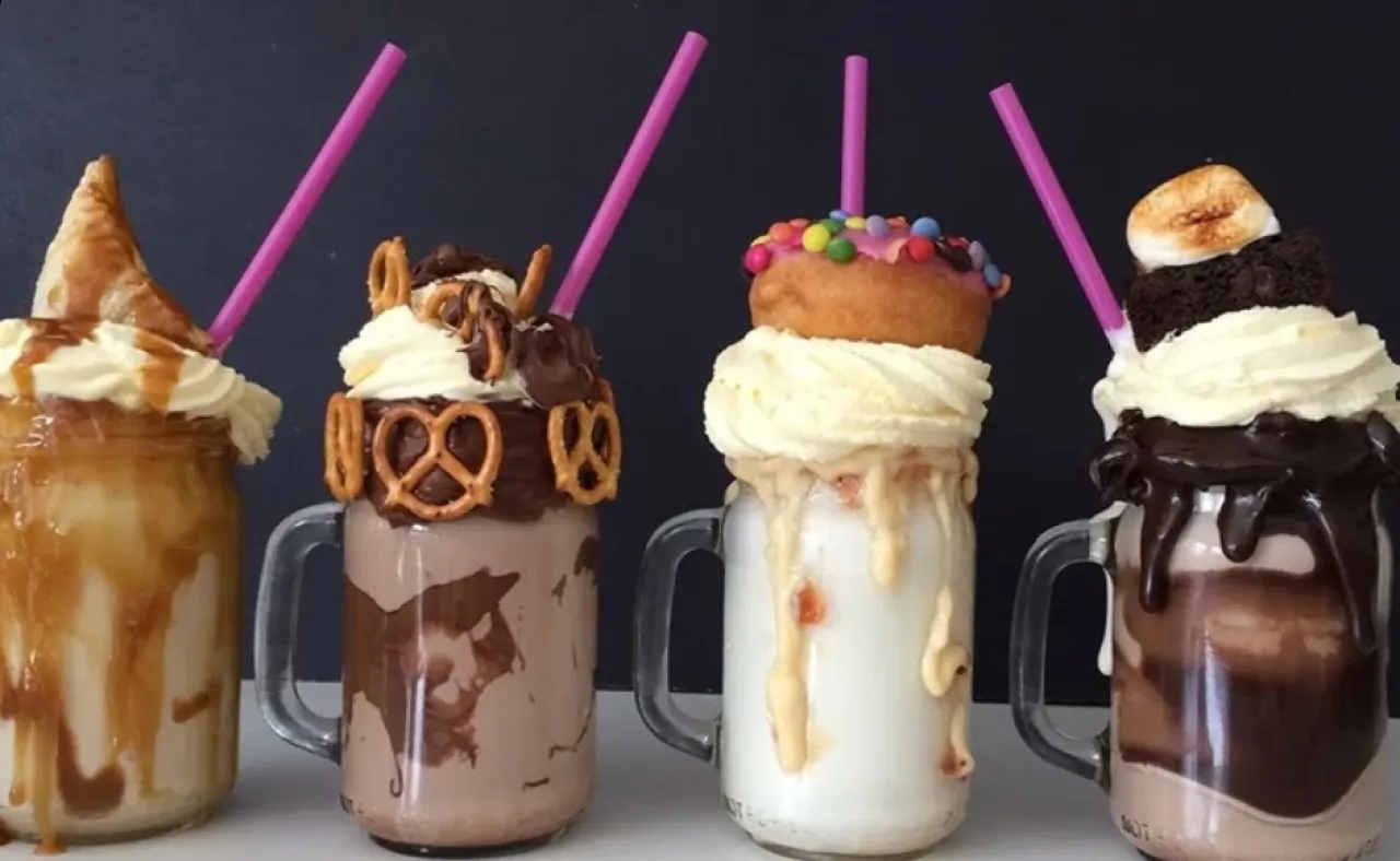 تجربة تكشف تأثير وجبة غنية بالدهون على الدماغ بعد 4 ساعات