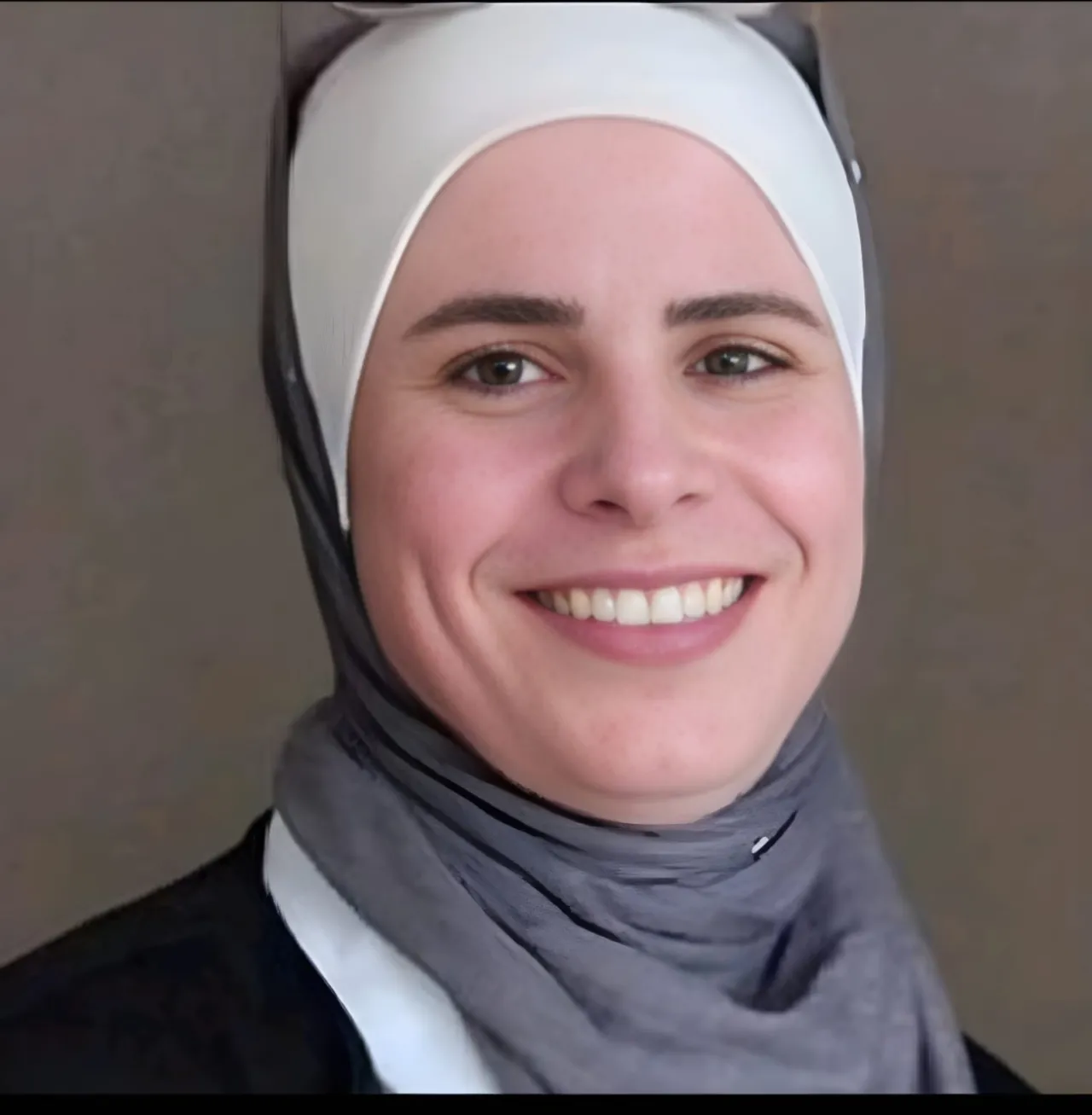 فقاعات التناحر الإلكتروني وتأثيرها على القضايا الوطنية الحساسة نظرة على الواقع الأردني المعاصر