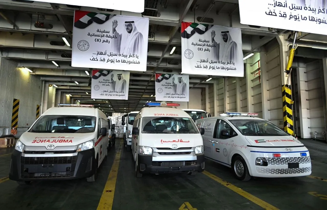 تعاون عربي لإغاثة غزة 10 قوافل إماراتية عبر معبر رفح