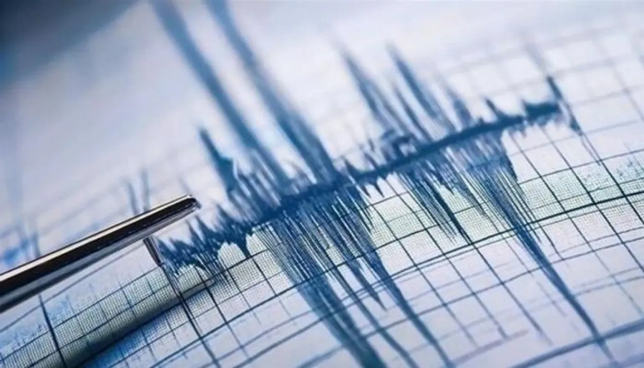 هيئة إدارة الكوارث زلزال بقوة 619 درجة يهز تركيا منذ قليل