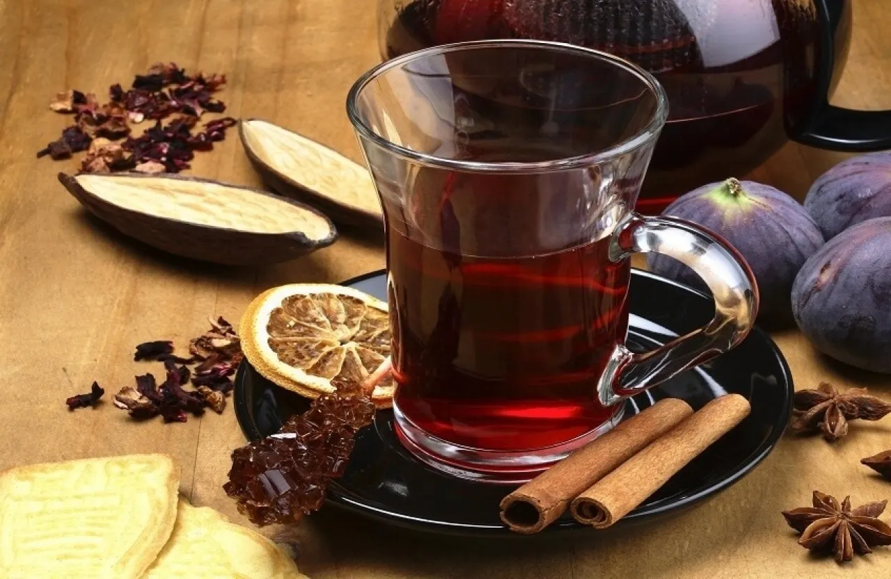 5 أخطاء تحول الشاي إلى سم