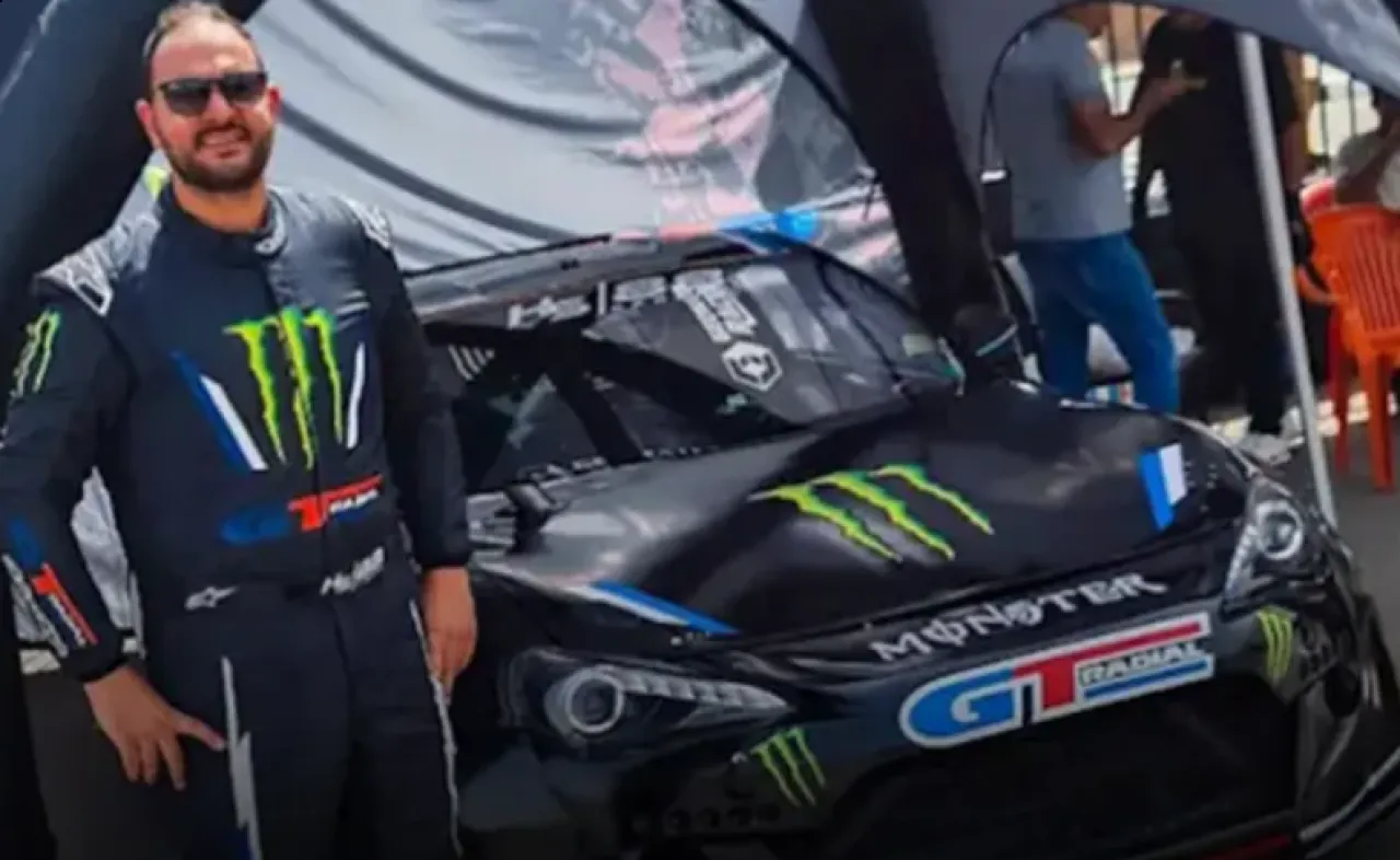 مصرع بطل سباق السيارات المصري هيثم سمير بعيار ناري في الفخذ