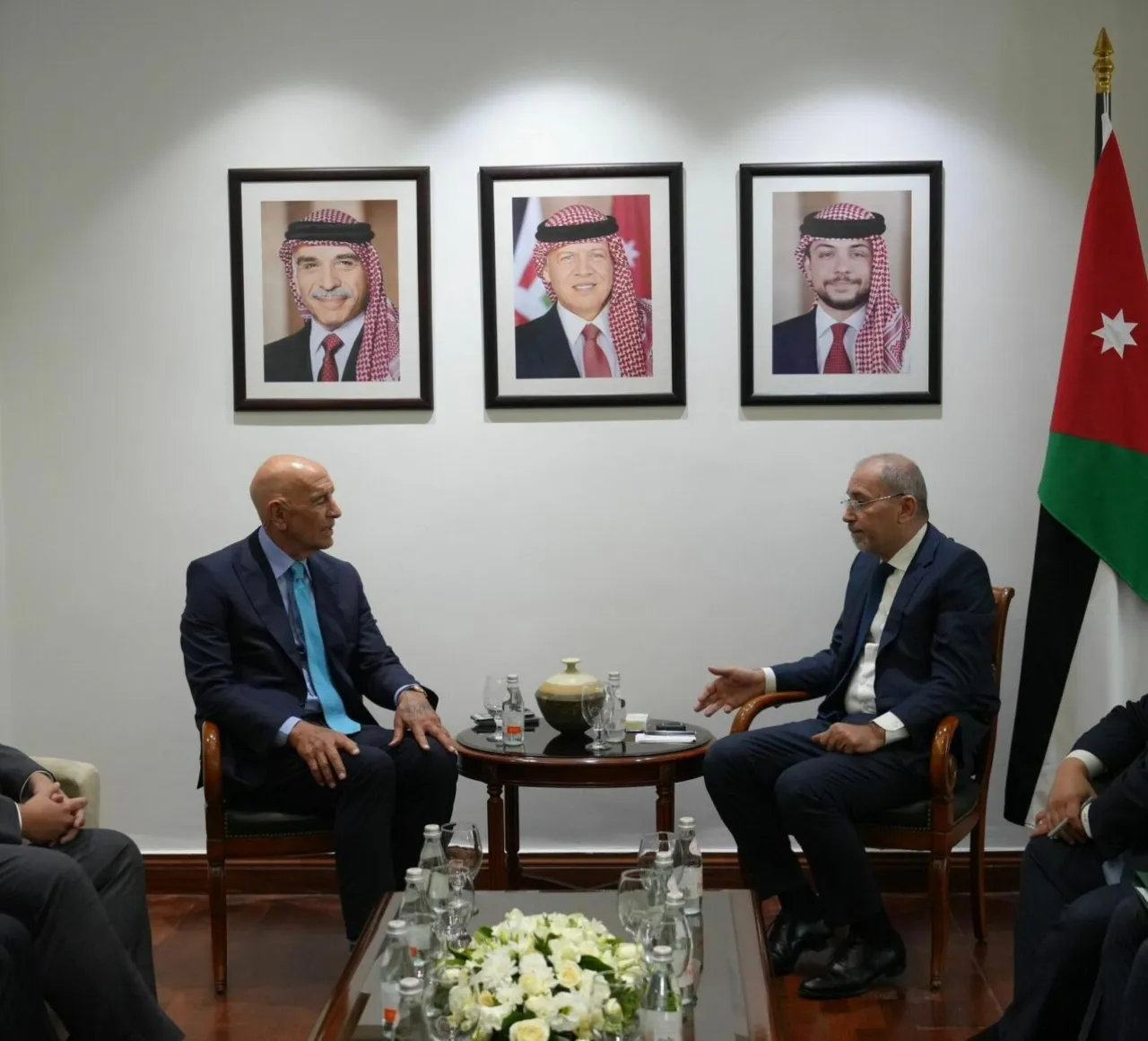 وزير الخارجية يلتقي المبعوث الأميركي الخاص إلى سورية