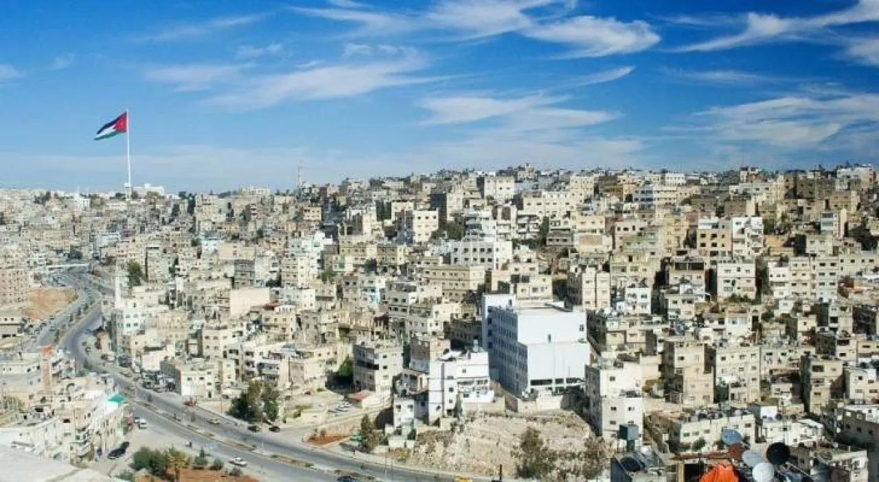 انحسار الموجة الحارة بدءًا من اليوم وعودة الأجواء الصيفية الاعتيادية السبت