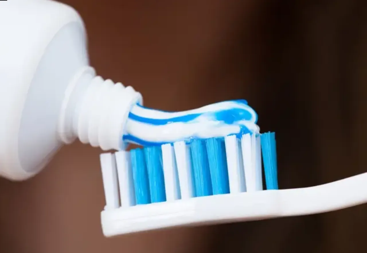 جديد حماية الأسنان معجون مصنوع من الشعر