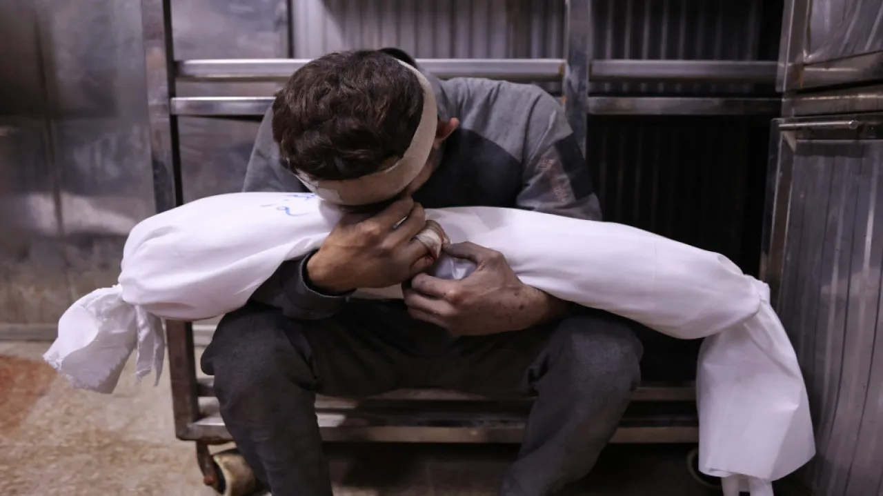 شهيدان جراء قصف إسرائيلي على خيمة نازحين غربي مدينة خان يونس