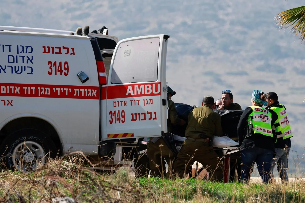 إصابة مستوطن بعملية إطلاق نار  وسط الضفة الغربية