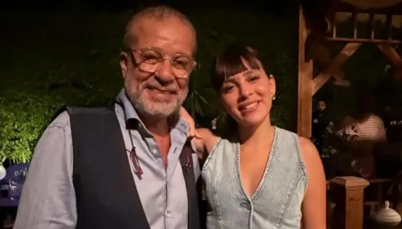 شريف منير يشوّق جمهوره لفيلمه الجديد ريد فلاج