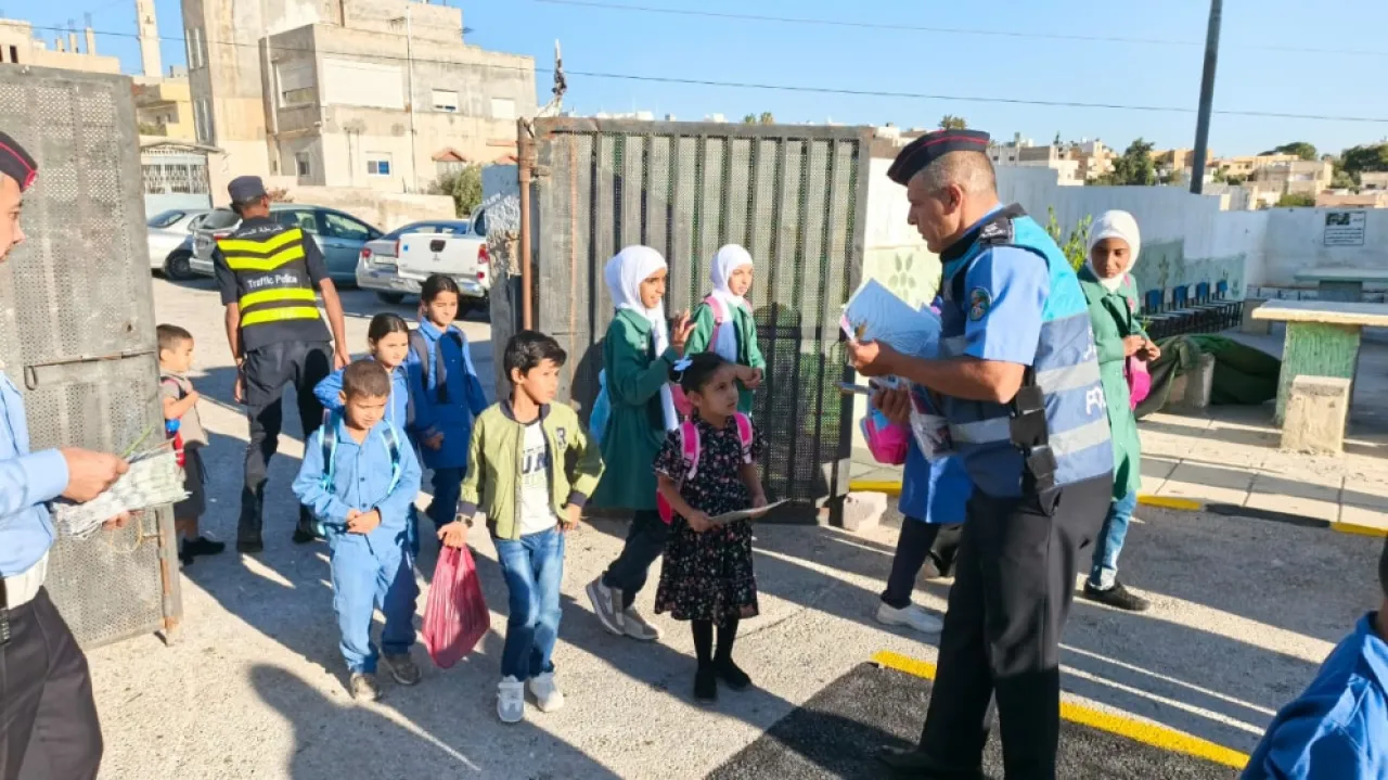 الأردن بدء تطبيق الخطة المرورية الخاصة بعودة المدارس