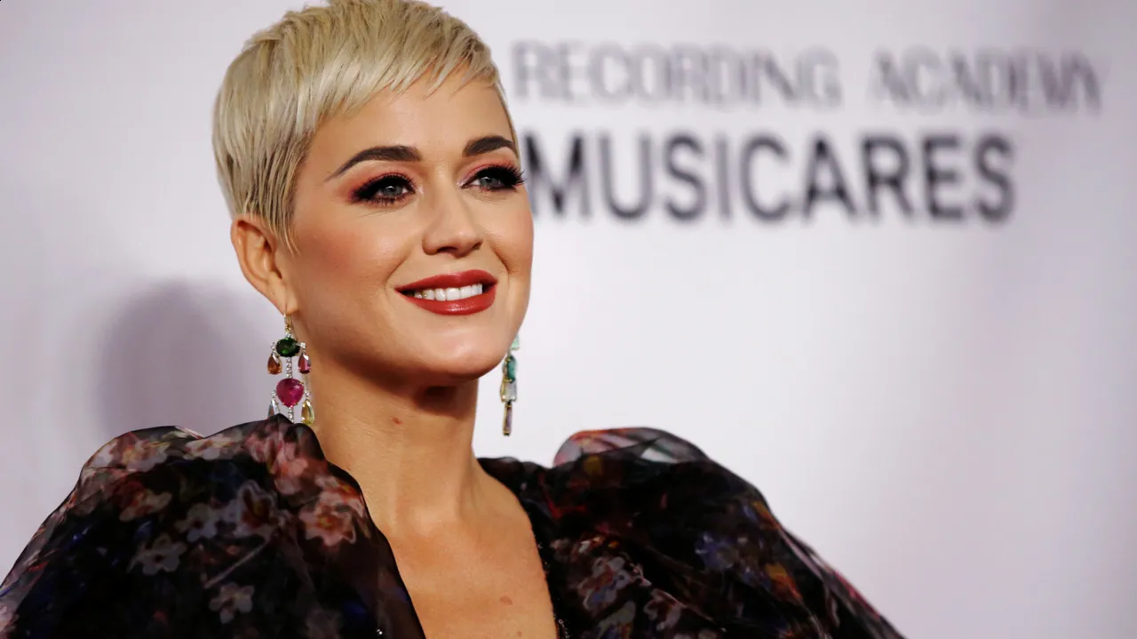 لهذا السبب ستقضي كيتي بيري عيد ميلاد ابنتها في المحكمة