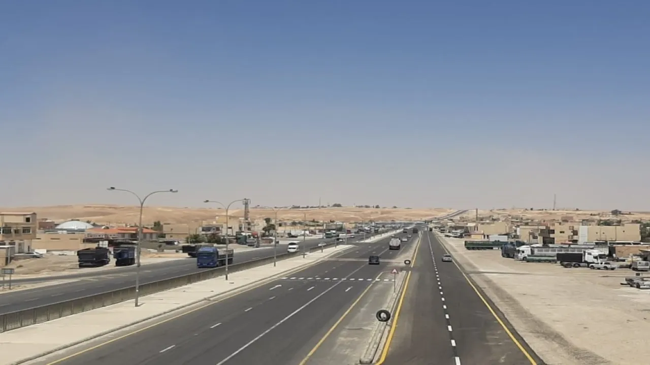 وزير الأشغال إنجاز عطاءات اللامركزية في 4 محافظات قبل 4 أشهر من 2025