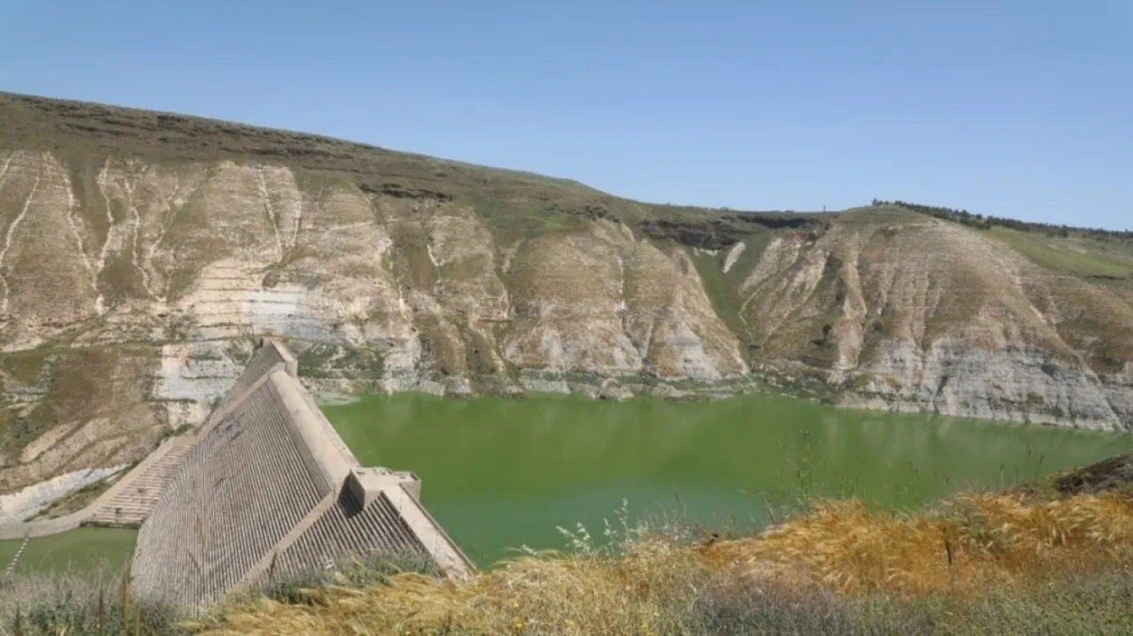 تفاهمات أردنية سورية لإدارة موارد حوض اليرموك ووقف الآبار المخالفة