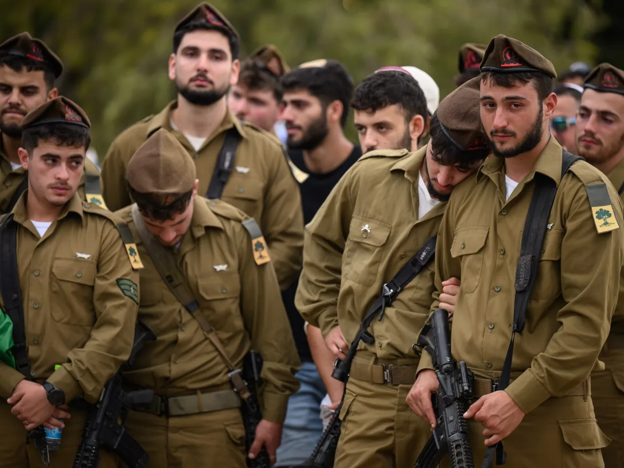 ثلاثة أرباع جنود إسرائيل يؤيدون إنهاء الحرب بصفقة تبادل و40 بلا حافز للقتال