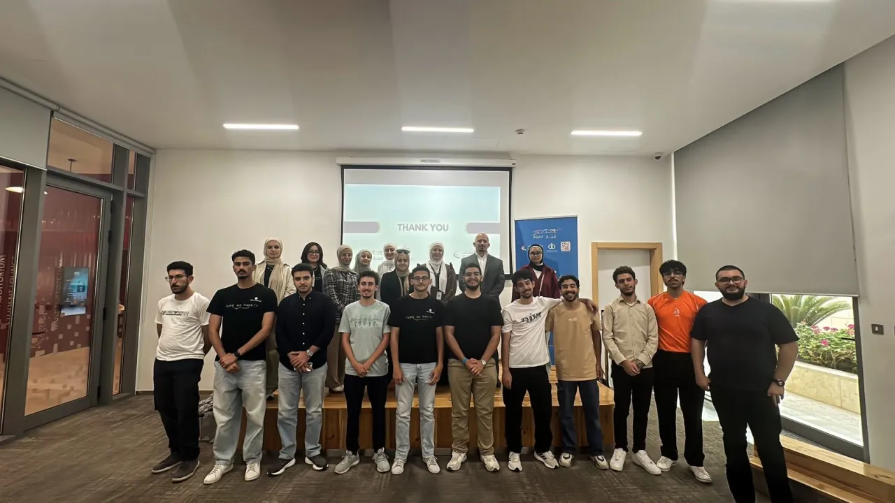 بنك الإسكان يقدّم جلسة تثقيفية لطلبة جامعة الحسين التقنية حول الأمن السيبراني