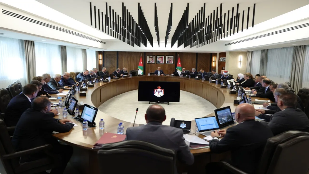 تعيين أمين عام للأعيان ومجلس الأوراق المالية وتسمية أعضاء في الأمن السيبراني