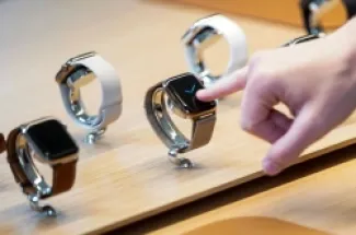 رسميا .. آبل تتهم أوبو رسميا بسرقة أسرار آبل ووتش