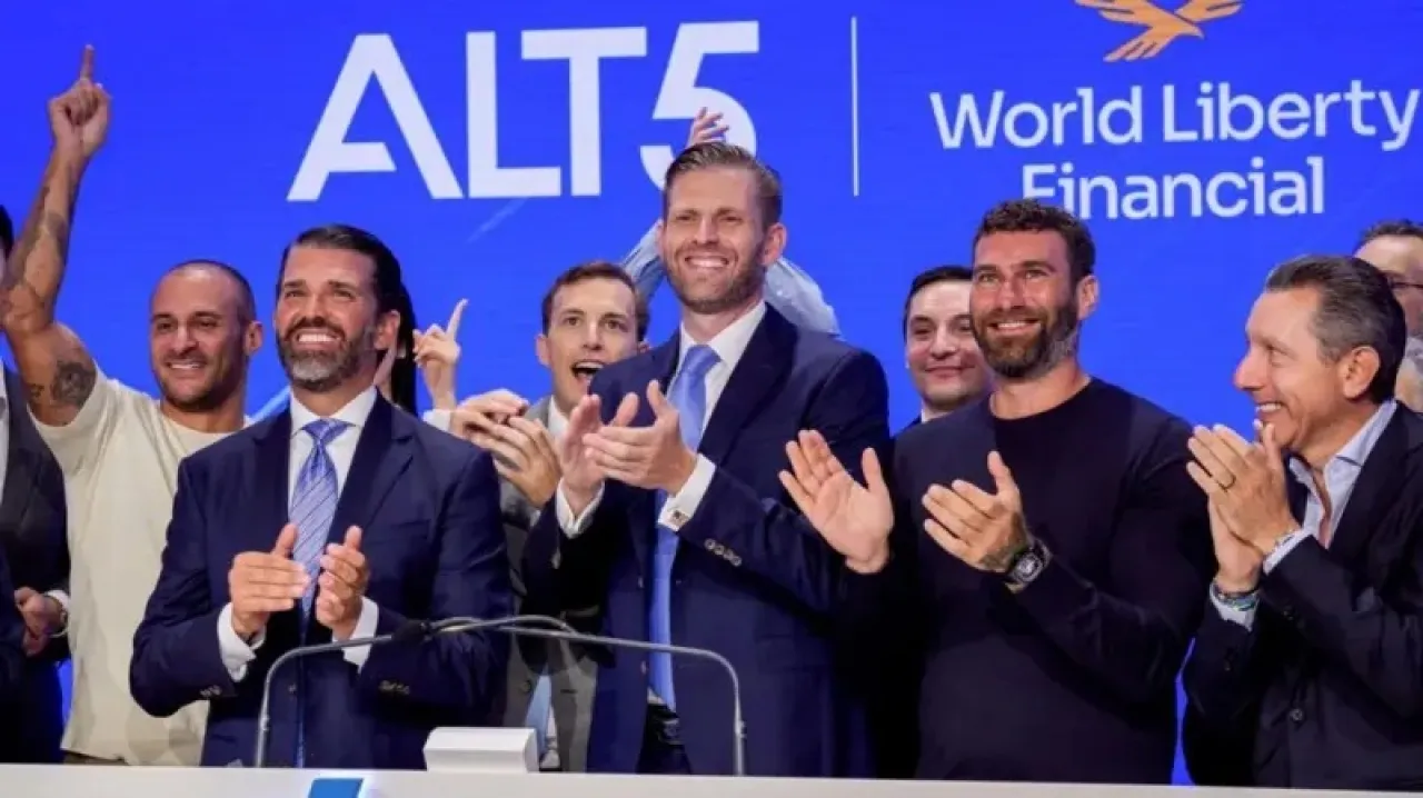 تداول عملة ترمب الرقمية يثير الجدل بين المستثمرين والسياسيين