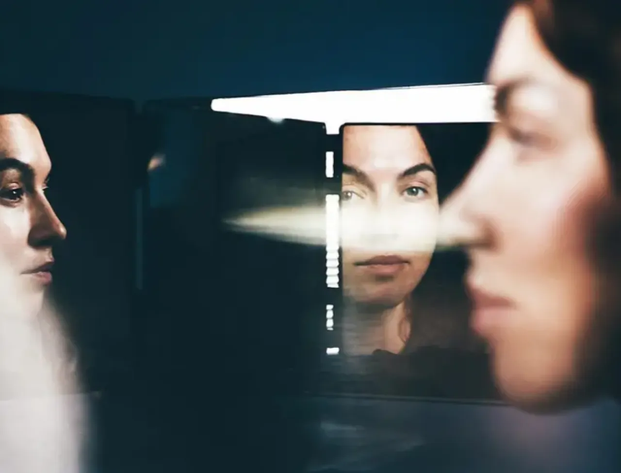 سماع الأصوات بين الطب والثقافات هل هو ذهان أم تجربة إنسانية طبيعية