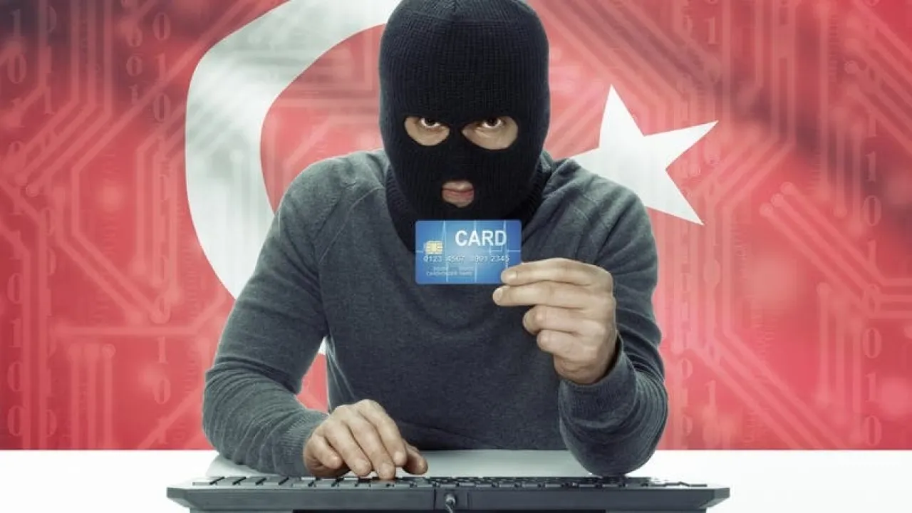 كشف شبكة احتيال كبيرة بتركيا وضبط 225 مليون ليرة