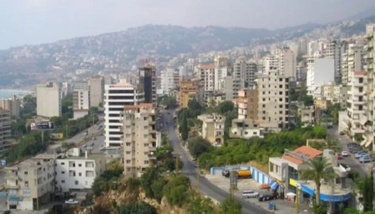 مداهمة أمنية في لبنان توقيف 11 شخصا وإغلاق فندق يدير شبكات دعارة