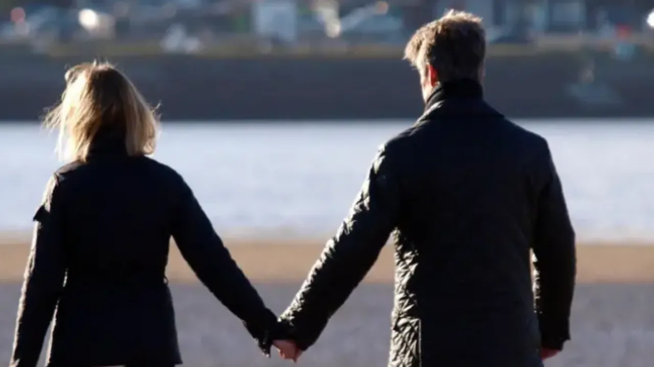 هل الارتباط بشريك جديد يمحو آلام الانفصال