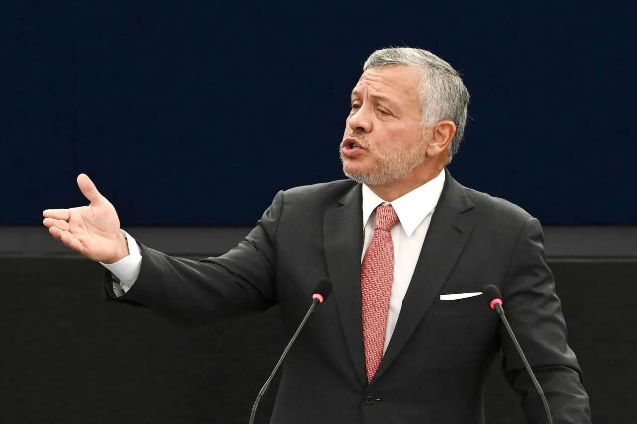 الملك لابن سلمان ضرورة حشد موقف دولي لوقف انتهاكات إسرائيلية لسيادة الدول العربية