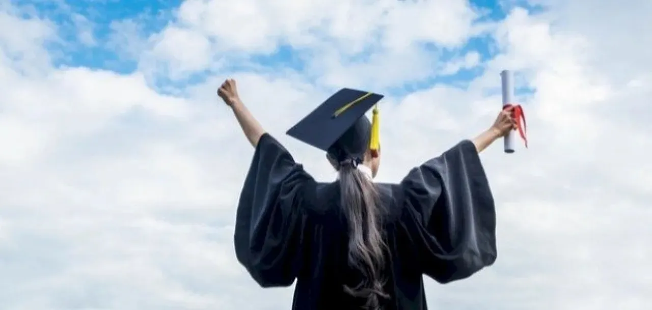 للأردنيين  منح دراسية في المغرب