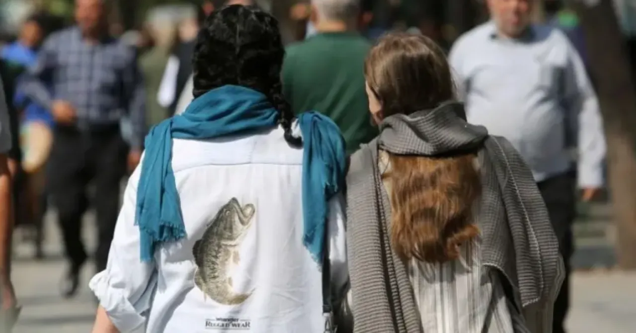 ما الذي تغيّر في إيران منذ احتجاجات المرأة والحياة والحرية