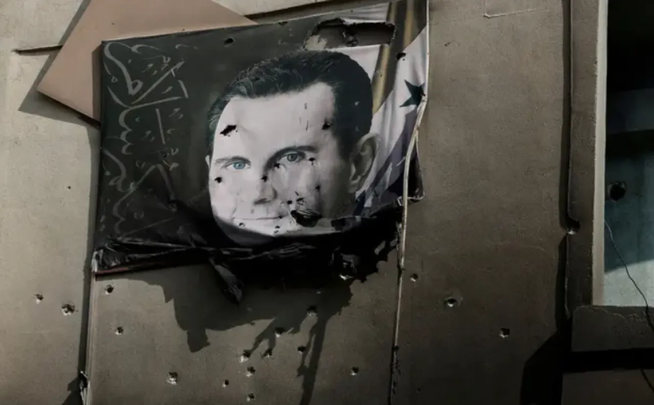 لأول مرة منذ 5 عقود الأسد خارج تاريخ وجغرافية سوريا