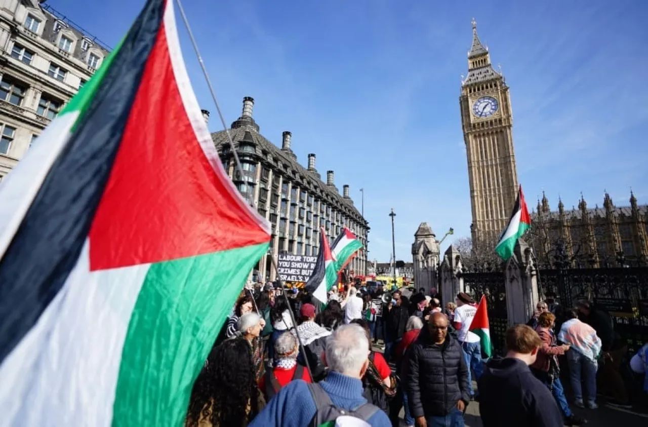 بريطانيا تعتزم الاعتراف بدولة فلسطين اليوم رغم معارضة إسرائيل