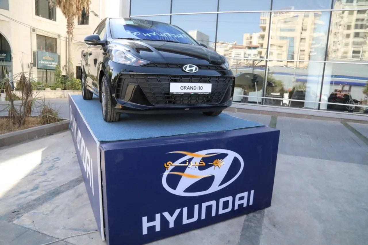 هيونداي تطلق سيارتها i10 الجديده