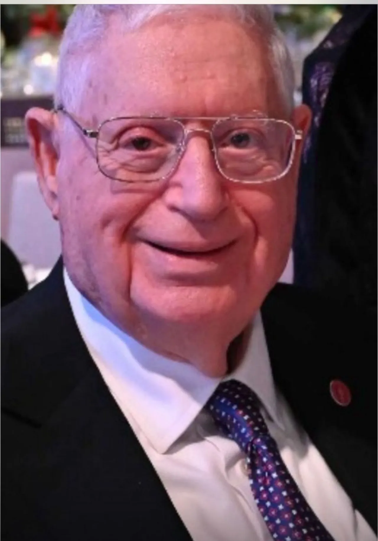 آل الدجاني ودخقان وأنسباؤهم في الأردن وفلسطين والخارج ينعون المرحوم مازن كامل الدجاني