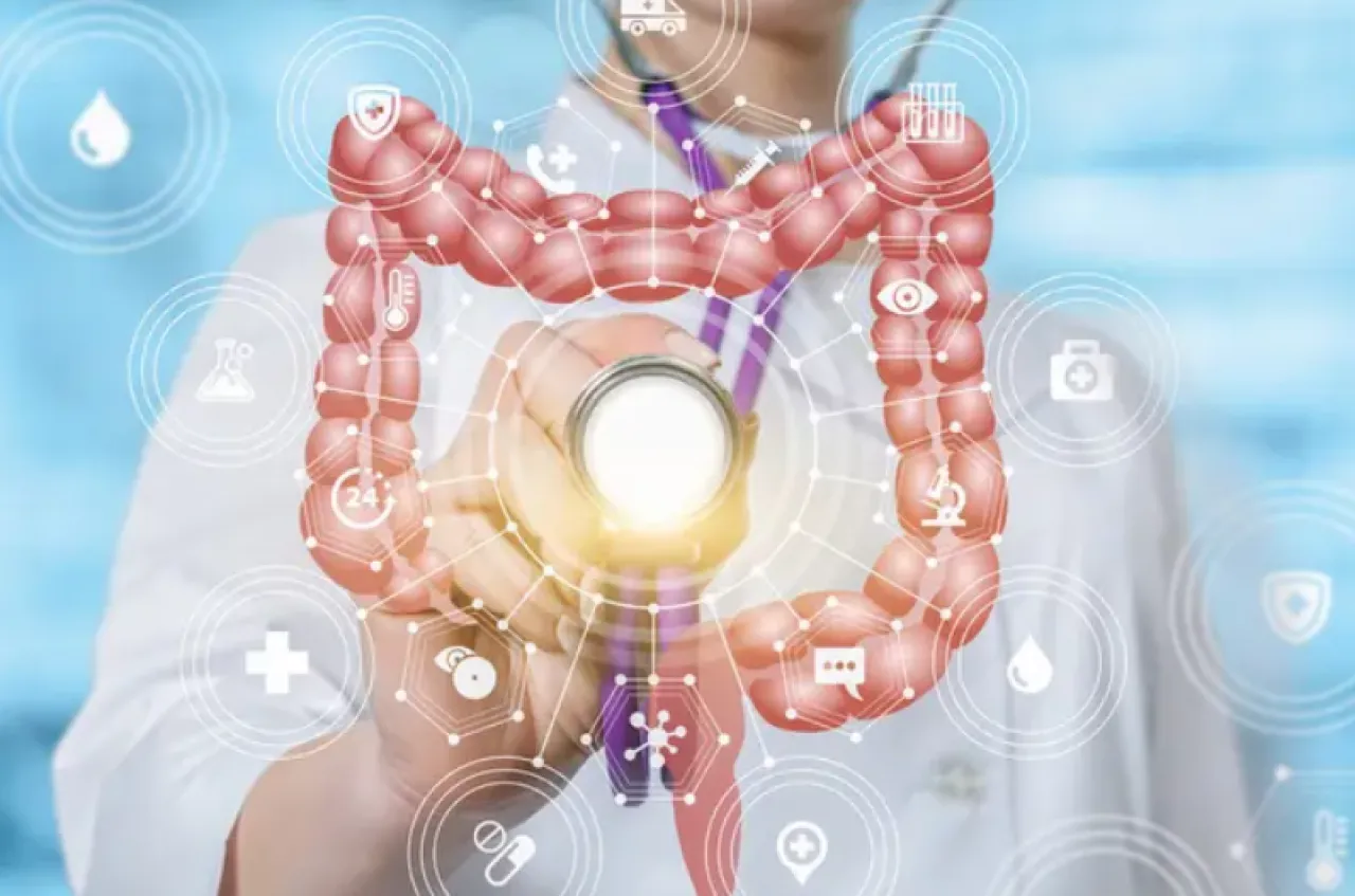 8 عادات صباحية مهمة لتحسين صحة الأمعاء