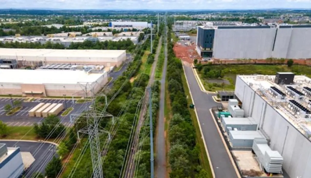 طموحات شركات التكنولوجيا العملاقة تُرهق كهرباء أمريكا الحل في الغاز