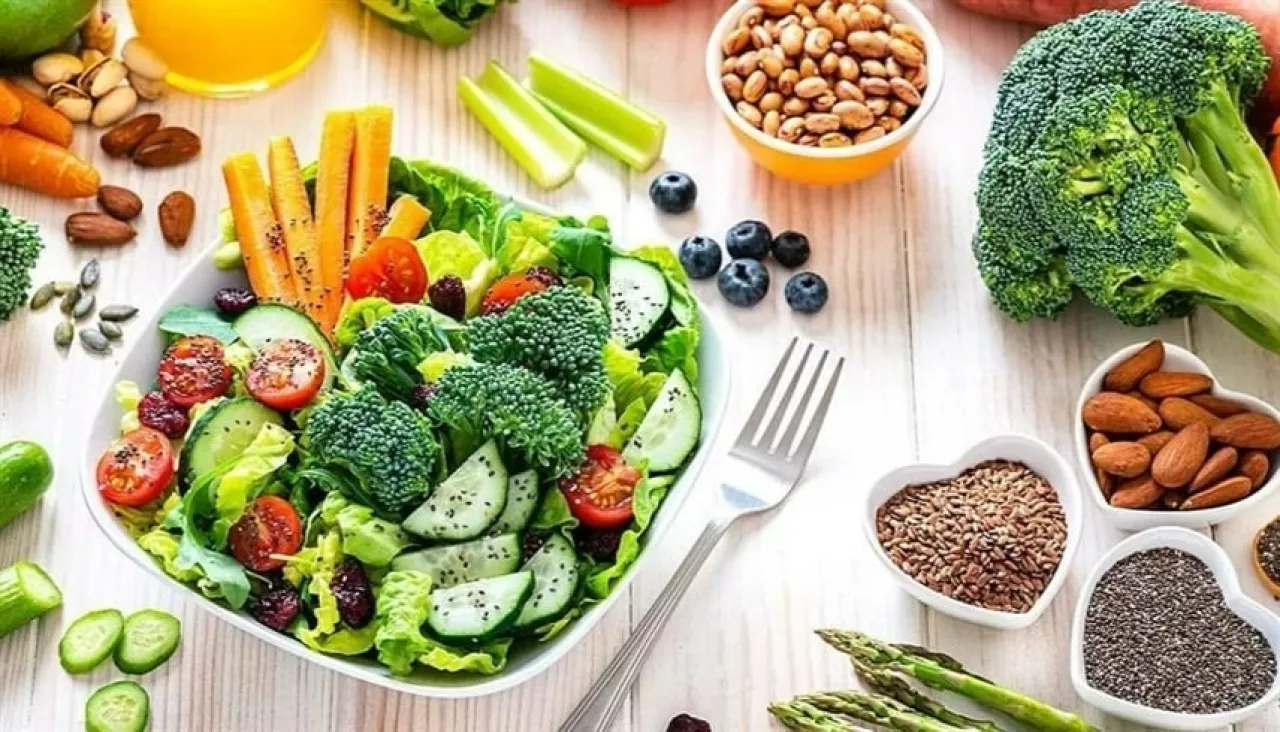 خبير تغذية يوصي بفاكهة واحدة تمنحك معظم الفيتامينات التي يحتاجها جسمك يومياً