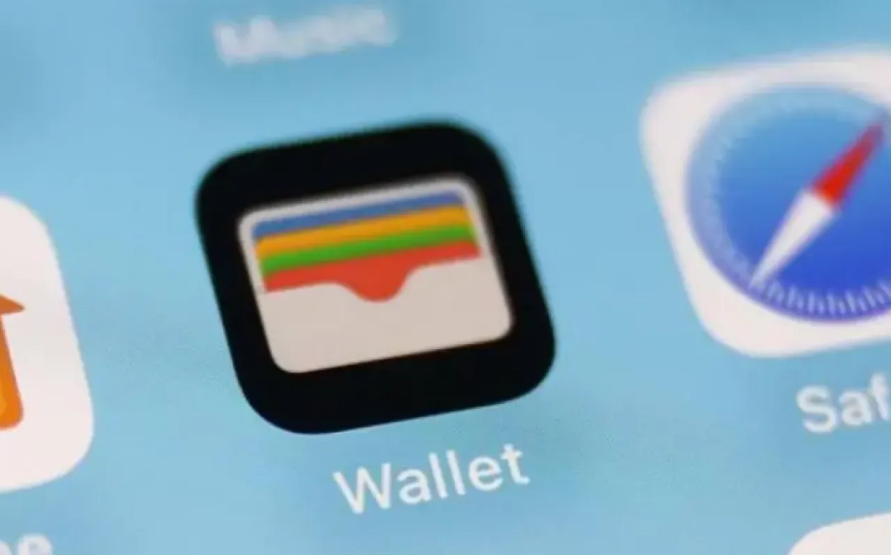 خطط لفرض هوية رقمية إلزامية كشرط للعمل في بريطانيا